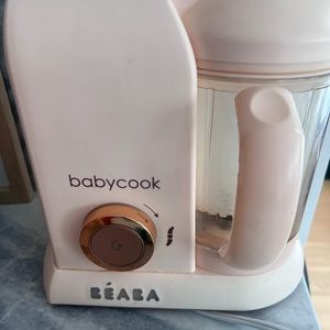Beaba baby food maker and storage set